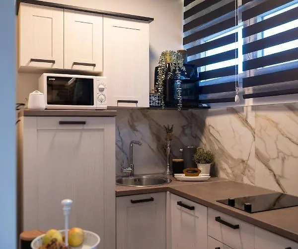 Appartamento Malona One Bedroom Zara