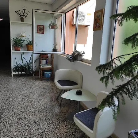 Malona One Bedroom Apartament *